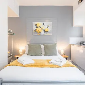 Apartment Private 2 With Kitchenette By Cb No Minimum, Cambridge (Cambridgeshire)
